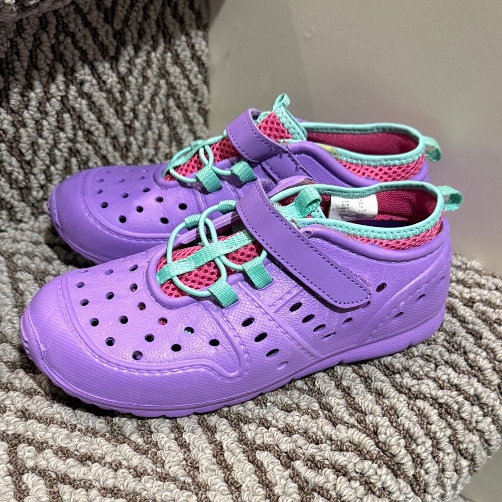 SmartFit Sneaker water shoes Purple size 12 girls